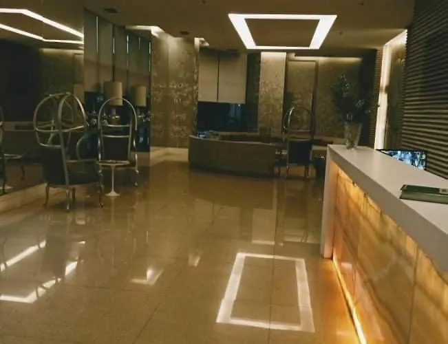 14d Mosaic Staycation Appartement