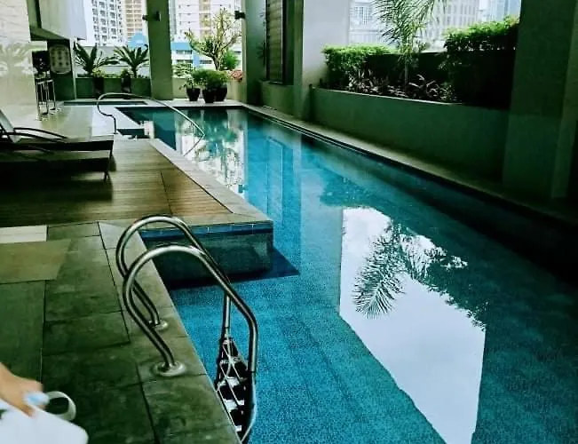 14d Mosaic Staycation * Manille