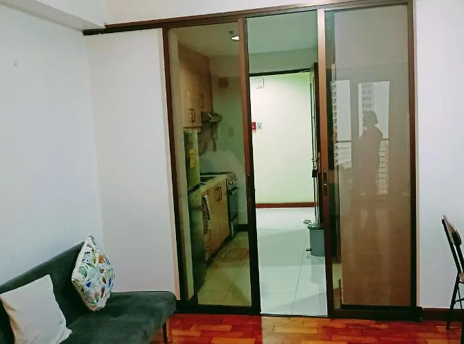 14d Mosaic Staycation Appartement Manille